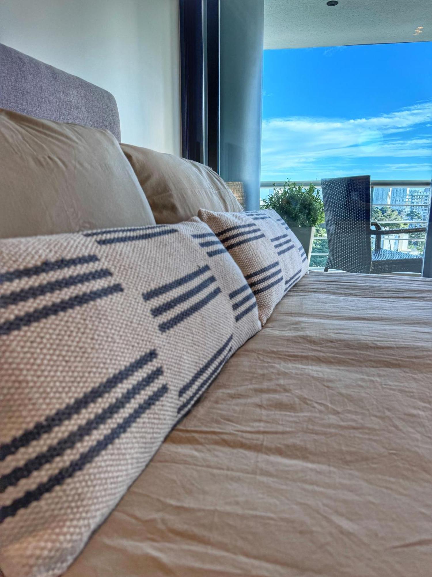 Apartamentos Torre Tressesenta Punta del Este Room photo