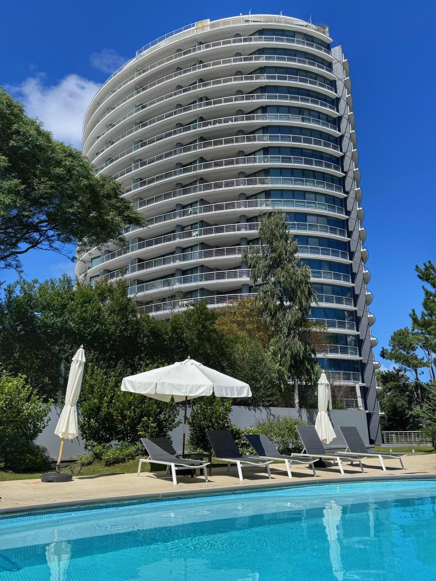 Apartamentos Torre Tressesenta Punta del Este Exterior photo